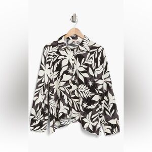 Como Vintage Black and White Floral Button-Up Shirt